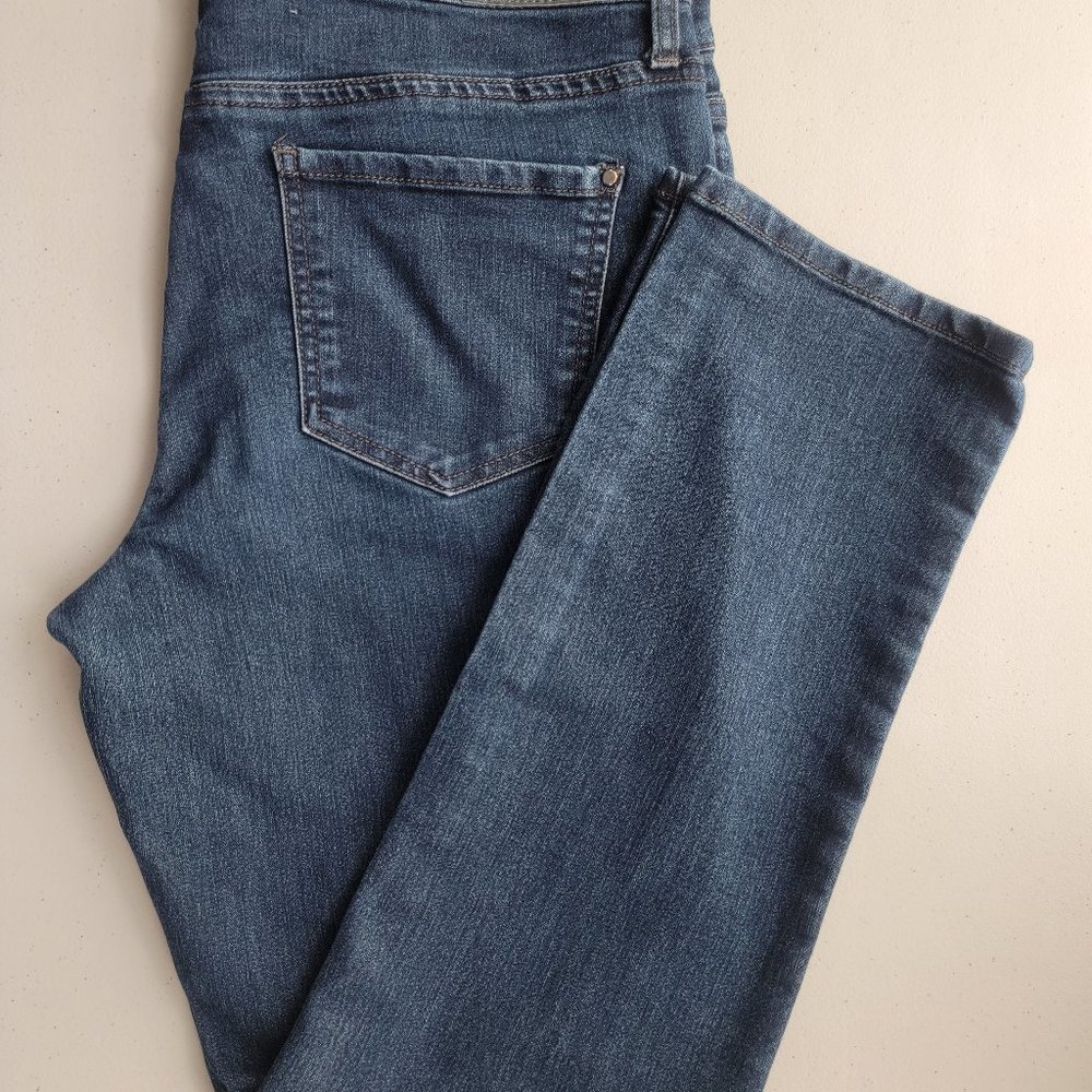 DKNY  Women's Blue Jeans Size 10 x 30